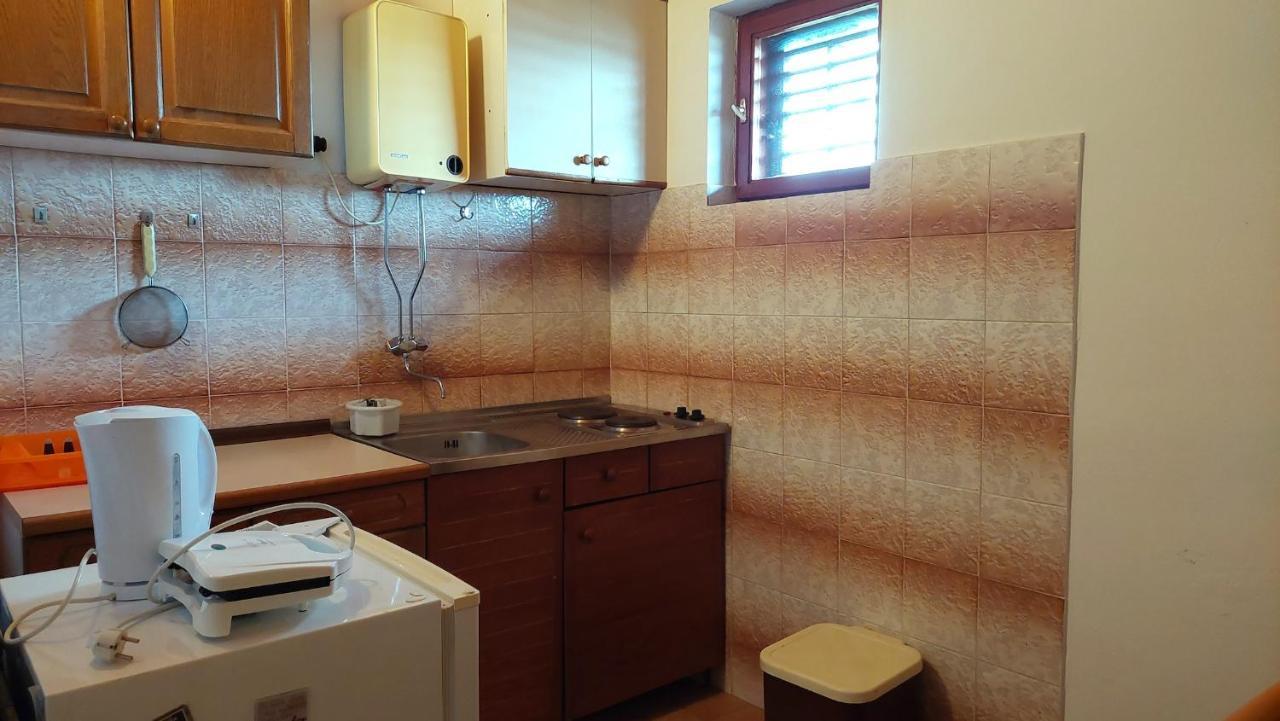 Nar Apartment Mrljane Ngoại thất bức ảnh
